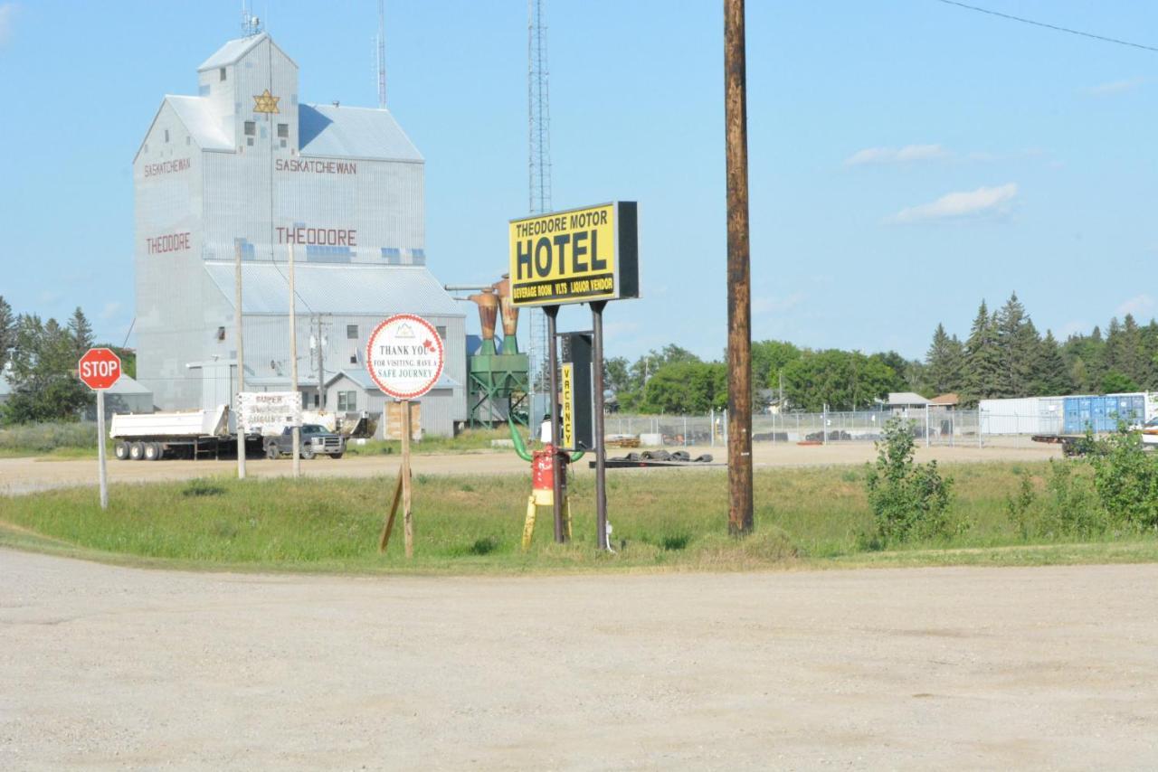 Theodore Motor Hotel 외부 사진
